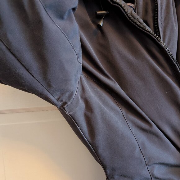 Canada Goose Whistler Parka - Women's - Picture 7 of 16